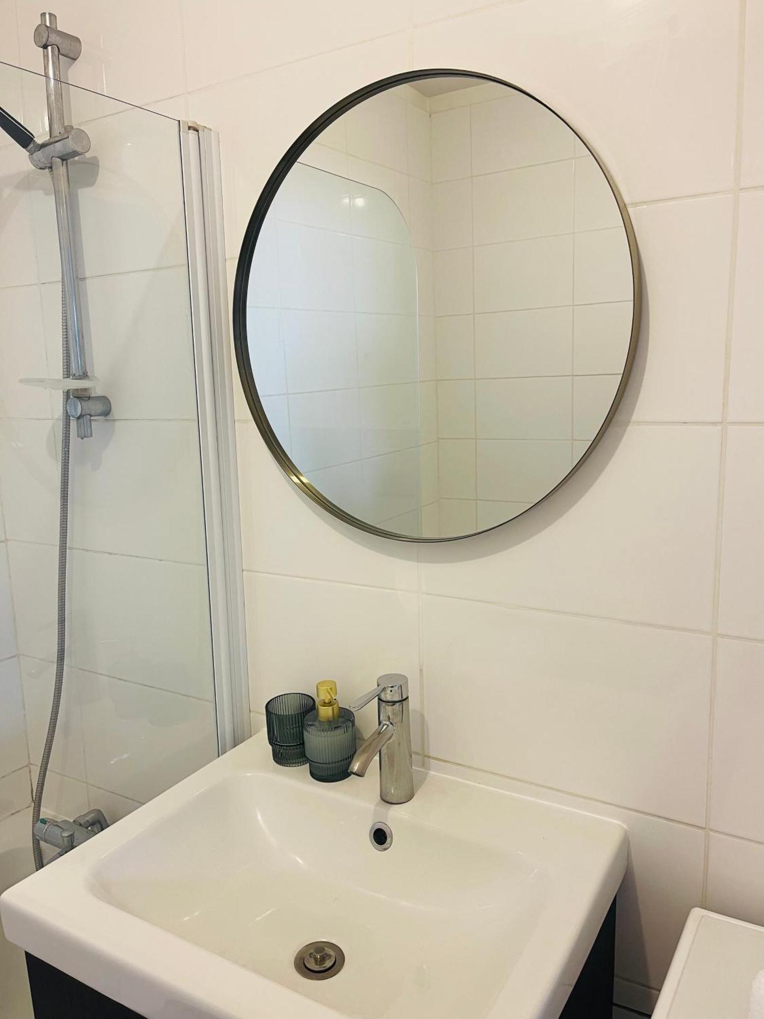 Maison 50 M2, A 5 Minutes De Paris Et Ideal Pour Disney Montreuil  Exterior foto